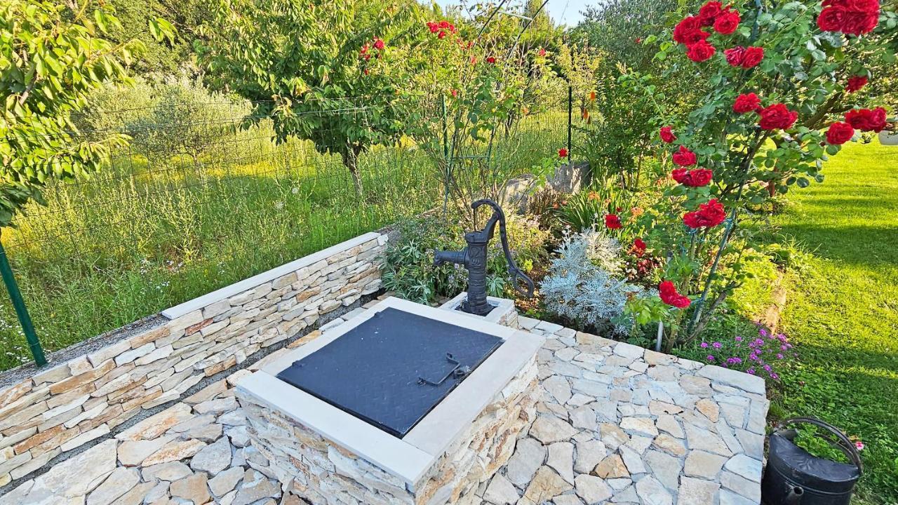Holiday Home Natura With Private Pool Mostar Exterior foto